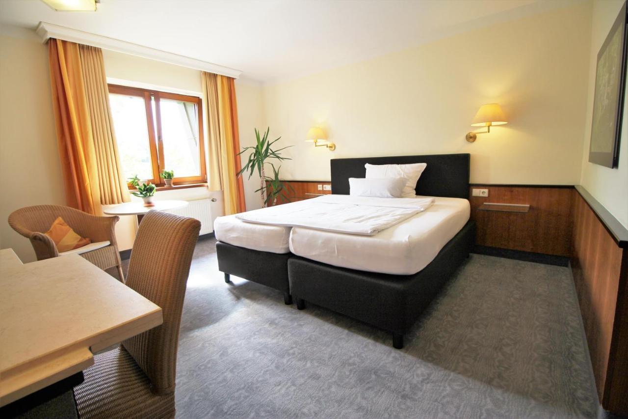 Landhotel Am Rothenberg Uslar Exteriör bild